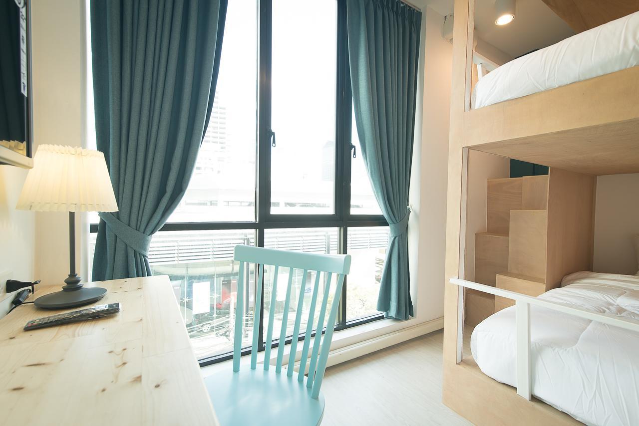Hostel Suk18 (adults Only) *